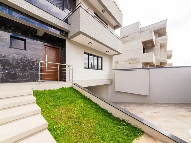 Casa 3 quartos e 4 banheiros, para alugar, no bairro São Braz em Curitiba