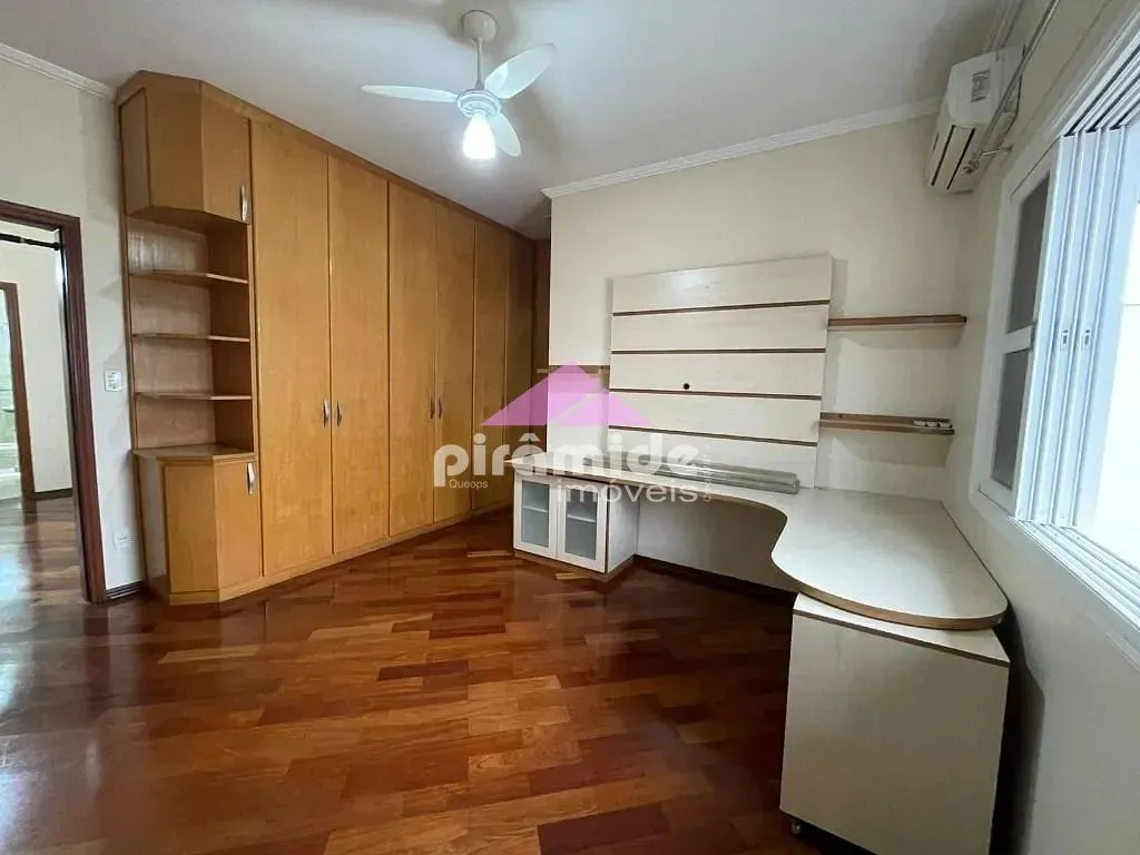 Casa, 4 quartos, 242 m² - Foto 25