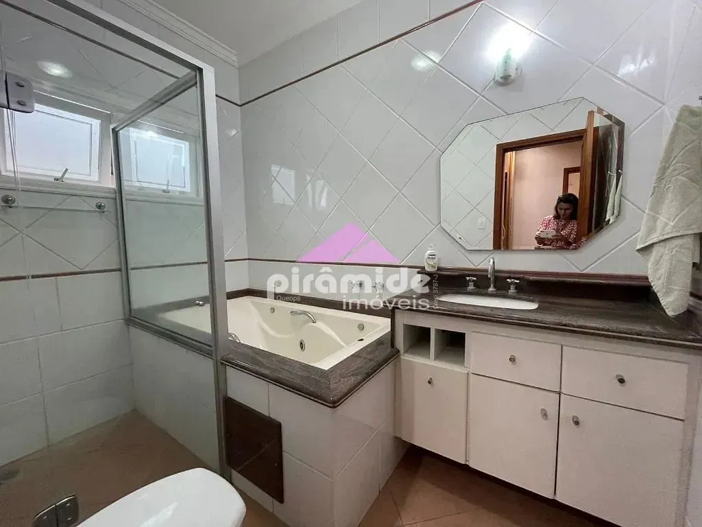 Casa, 4 quartos, 242 m² - Foto 31