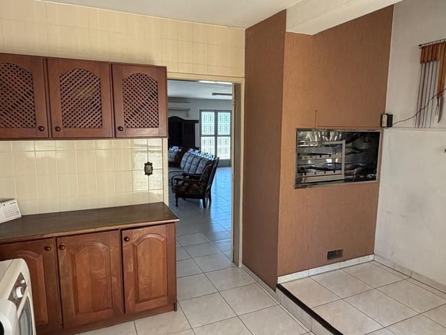Casa 3 quartos e 3 banheiros, à venda, no bairro Exposição em Caxias do Sul