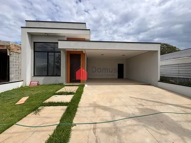 Casa com 264m² 3 quartos e 4 banheiros, à venda, no bairro Parque das Nações em Pindamonhangaba