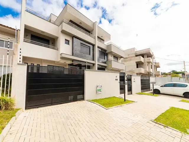 Casa 3 quartos e 4 banheiros, para alugar, no bairro São Braz em Curitiba