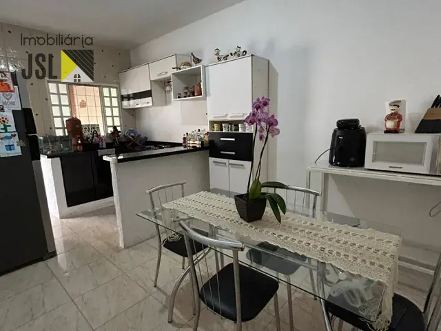 Casa com 140m² 2 quartos e 1 banheiro, à venda, no bairro Jardim Panorama em Caçapava