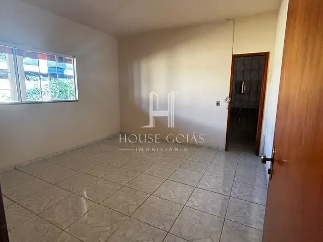 Casa com 468m² 2 quartos e 1 banheiro, à venda, no bairro Residencial Canadá em Goiânia