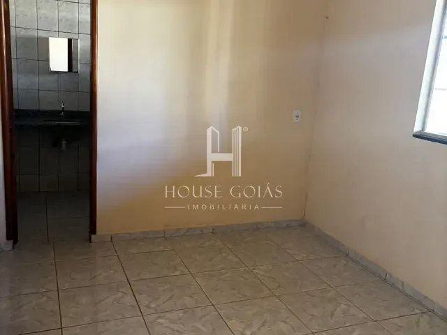 Casa com 468m² 2 quartos e 1 banheiro, à venda, no bairro Residencial Canadá em Goiânia