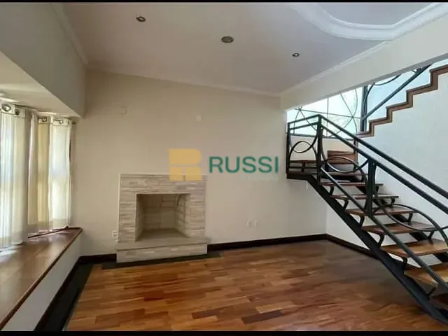 Casa com 300m² 3 quartos e 3 banheiros, à venda, no bairro Jardim San Marino em São José dos Campos