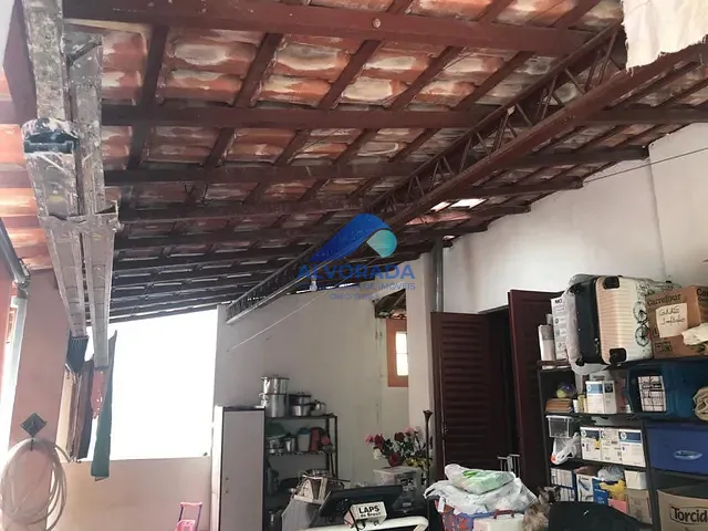 Casa com 500m² 3 quartos e 3 banheiros, à venda, no bairro Jardim das Indústrias em São José dos Campos
