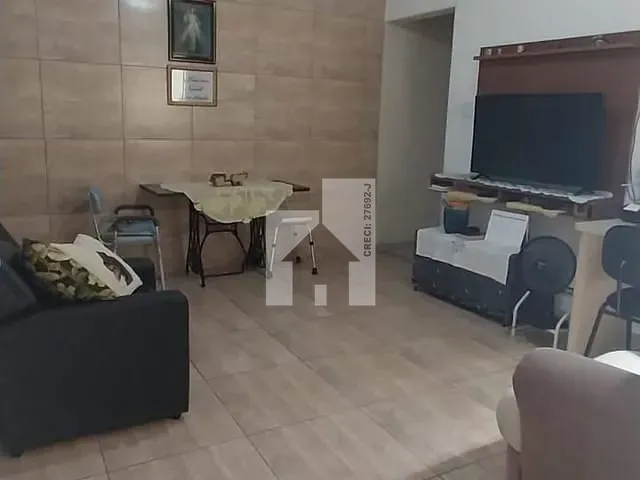 Casa com 126m² 2 quartos e 2 banheiros, à venda, no bairro Vila Margarida em Jundiaí