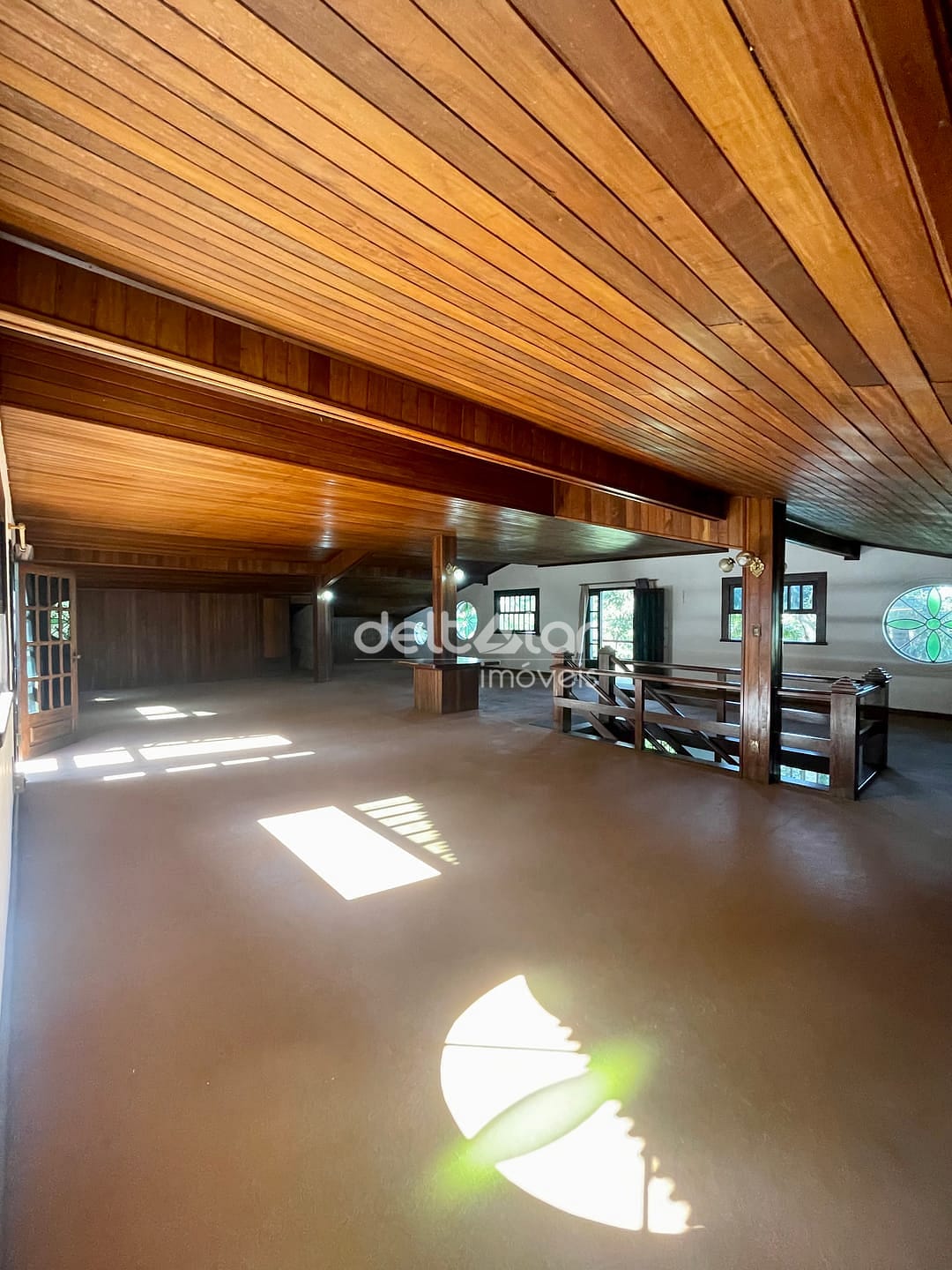 Casa para alugar com 3 quartos, 645m² - Foto 33