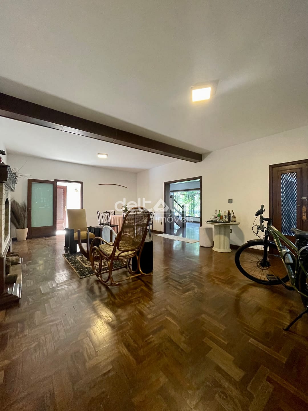 Casa para alugar com 3 quartos, 645m² - Foto 8