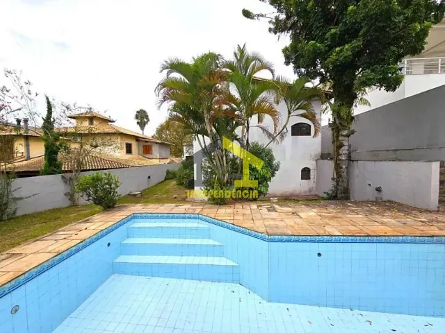 Casa com 600m² 3 quartos e 4 banheiros, à venda ou para alugar, no bairro Nova Higienópolis em Jandira