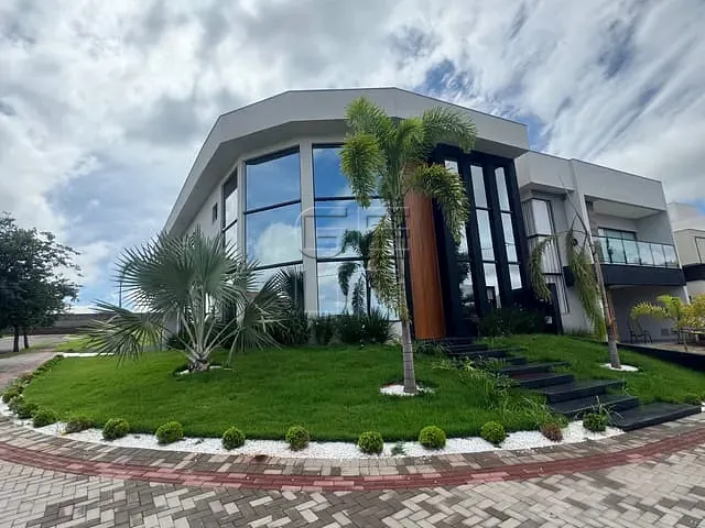 Casa com 353m² 3 quartos e 5 banheiros, à venda, no bairro Jardim Morumbi em Londrina