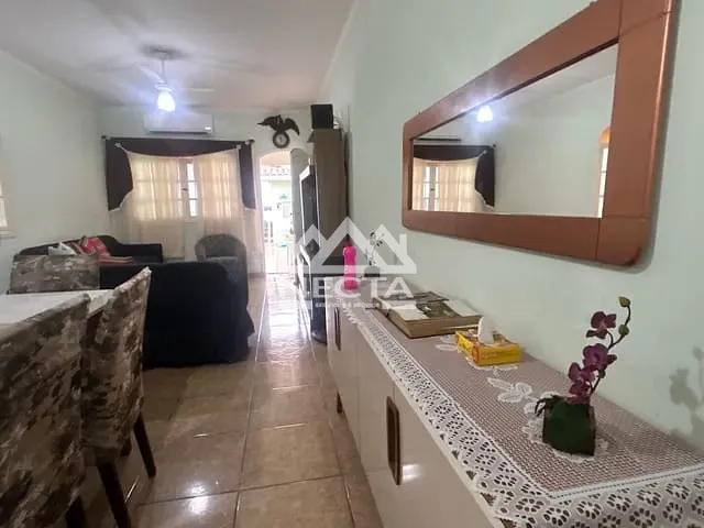 Casa com 78m² 3 quartos e 2 banheiros, à venda, no bairro Jardim Jaqueira em Caraguatatuba
