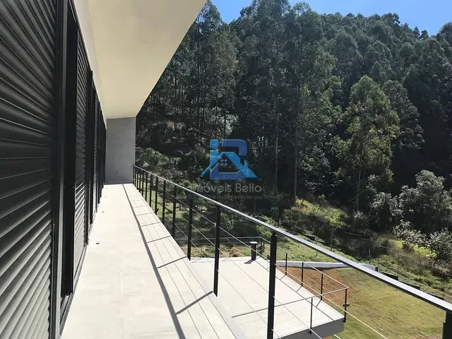 Casa com 1500m² 4 quartos e 3 banheiros, para alugar, no bairro Capela do Barreiro em Itatiba