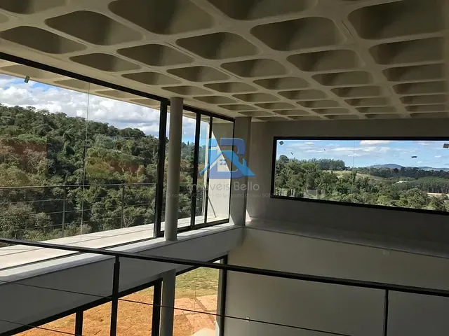 Casa com 1500m² 4 quartos e 3 banheiros, para alugar, no bairro Capela do Barreiro em Itatiba
