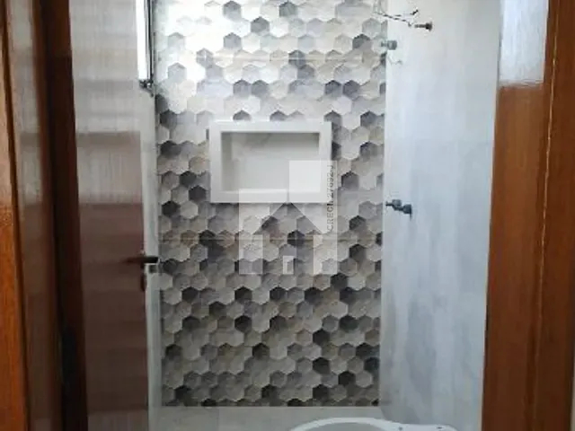 Casa com 300m² 3 quartos e 2 banheiros, à venda, no bairro Jardim Caçula em Jundiaí