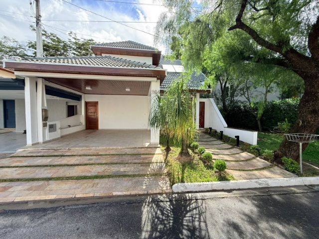 Casa com 250m² 3 quartos e 3 banheiros, à venda, no bairro Caminho Novo em Tremembé