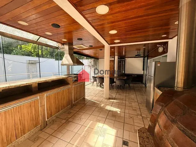 Casa com 250m² 3 quartos e 3 banheiros, à venda, no bairro Caminho Novo em Tremembé