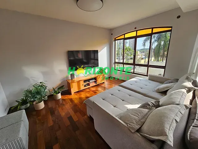 Casa com 494m² 4 quartos e 6 banheiros, à venda, no bairro Jardim Esplanada II em São José dos Campos