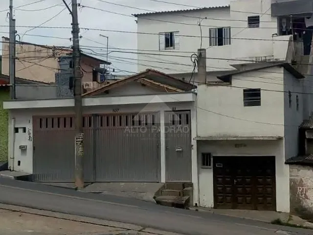 Casa com 176m² 2 quartos e 1 banheiro, à venda, no bairro Vila Nossa Senhora das Vitórias em Mauá