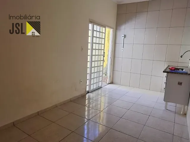 Casa 3 quartos e 2 banheiros, à venda, no bairro Jardim Amália em Caçapava