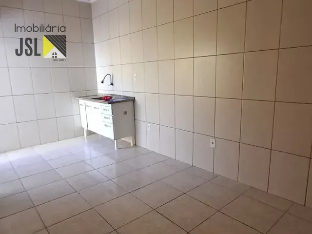 Casa 3 quartos e 2 banheiros, à venda, no bairro Jardim Amália em Caçapava