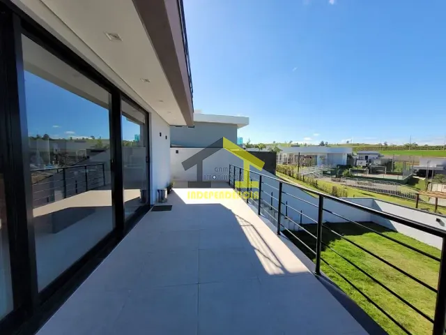 Casa com 389m² 3 quartos e 2 banheiros, à venda ou para alugar, no bairro Fazenda Santa Rosa em Itatiba