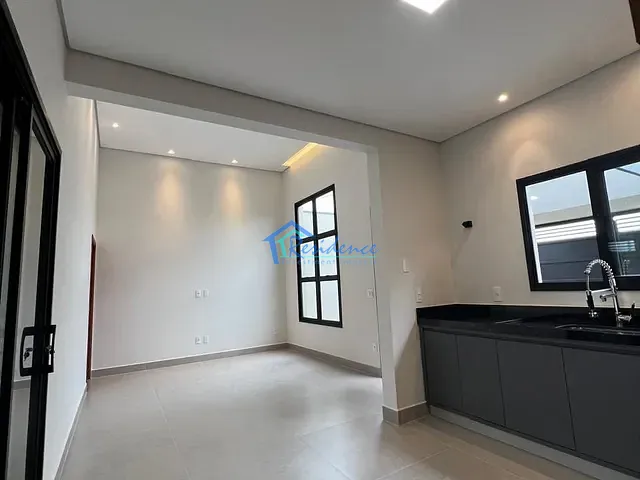 Casa com 150m² 3 quartos e 2 banheiros, à venda, no bairro Jardim Bom Sucesso em Indaiatuba