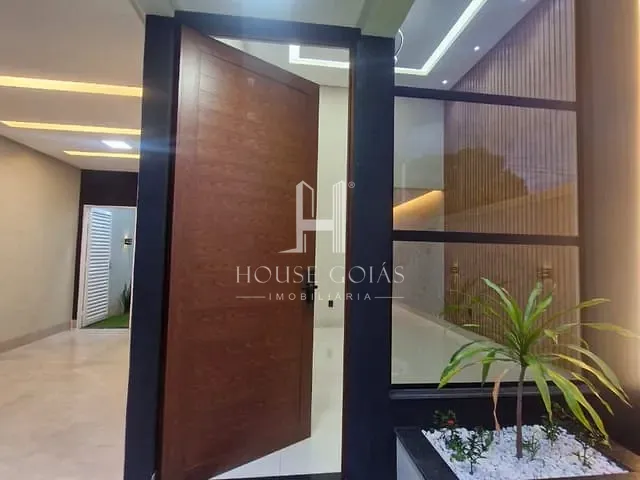 Casa com 233m² 3 quartos e 3 banheiros, à venda, no bairro Vila Oliveira em Aparecida de Goiânia