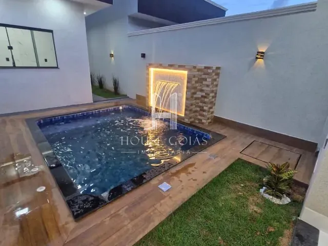 Casa com 233m² 3 quartos e 3 banheiros, à venda, no bairro Vila Oliveira em Aparecida de Goiânia