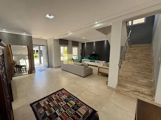 Casa com 250m² 4 quartos e 6 banheiros, à venda, no bairro Urbanova V em São José dos Campos