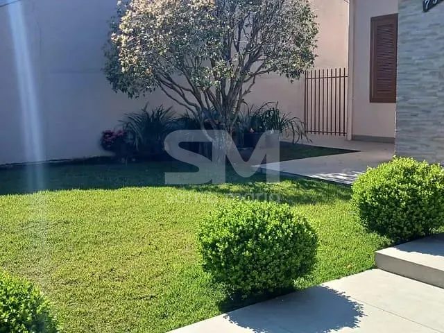 Casa 4 quartos e 3 banheiros, à venda, no bairro Bela Vista em Chapecó