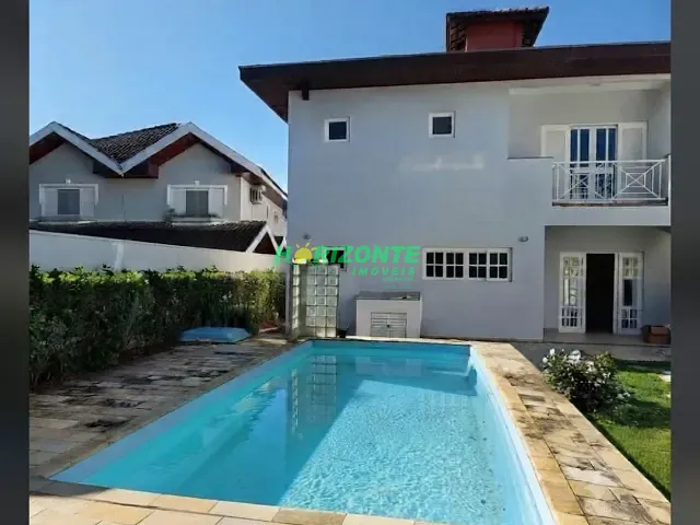 Casa com 441m² 4 quartos e 5 banheiros, à venda, no bairro Urbanova em São José dos Campos