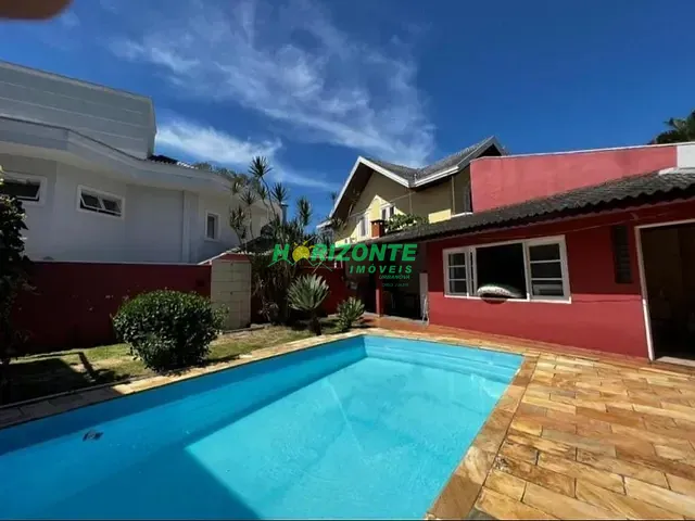 Casa com 441m² 4 quartos e 5 banheiros, à venda, no bairro Urbanova em São José dos Campos