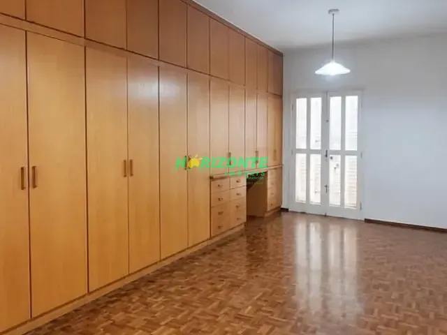 Casa com 441m² 4 quartos e 5 banheiros, à venda, no bairro Urbanova em São José dos Campos