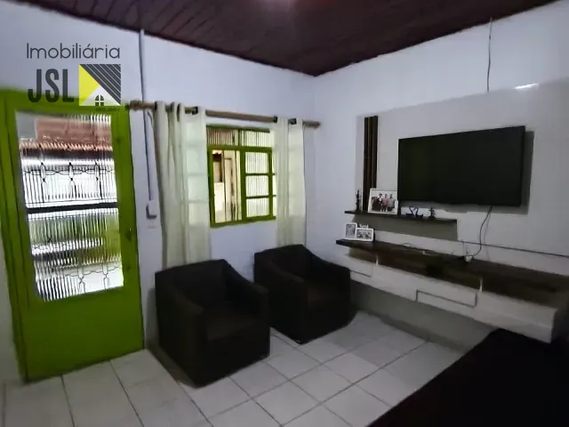 Casa 2 quartos e 2 banheiros, à venda, no bairro Parque Residencial Nova Caçapava em Caçapava
