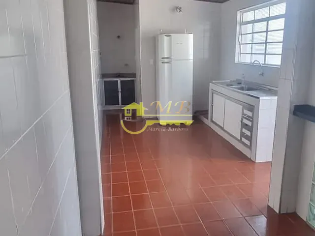 Casa com 250m² 4 quartos e 3 banheiros, à venda, no bairro Jardim Londres em Campinas