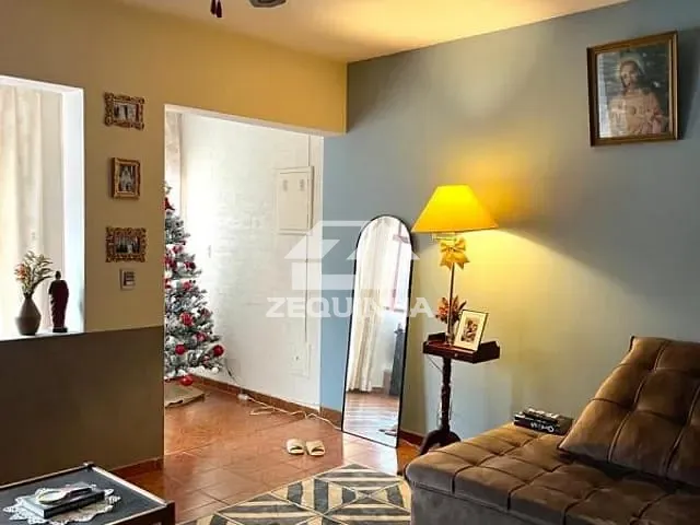 Casa com 292m² 2 quartos e 3 banheiros, à venda, no bairro Ayrosa em Osasco