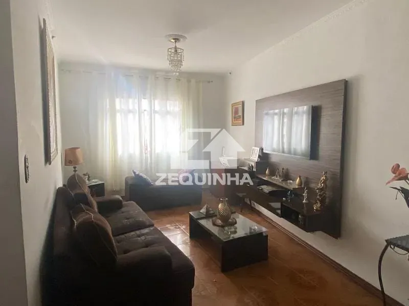 Casa, 2 quartos, 270 m² - Foto 1