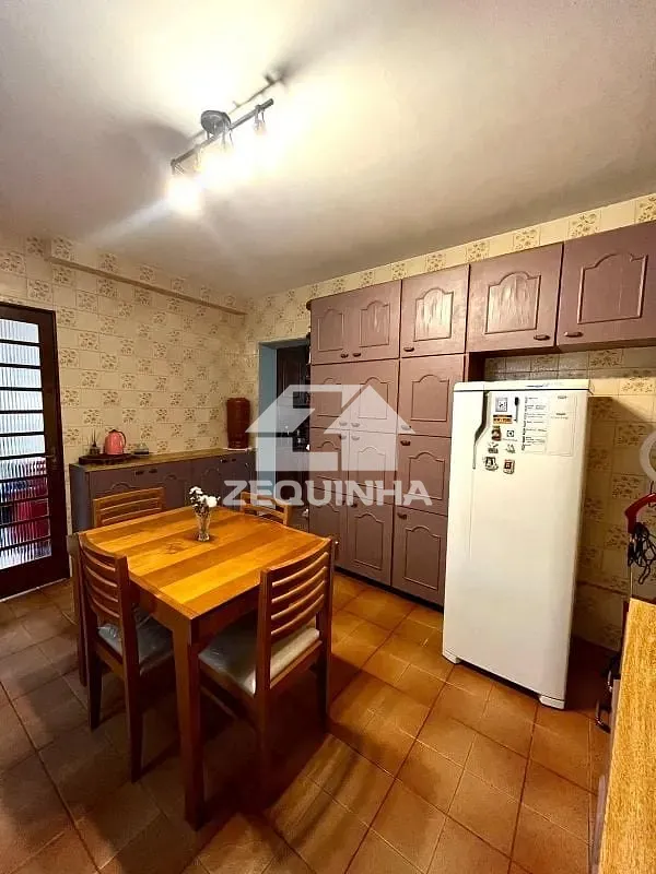 Casa, 2 quartos, 270 m² - Foto 19