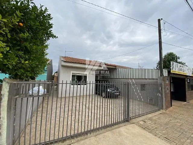Casa com 150m² 3 quartos e 2 banheiros, à venda, no bairro Cará-Cará em Ponta Grossa
