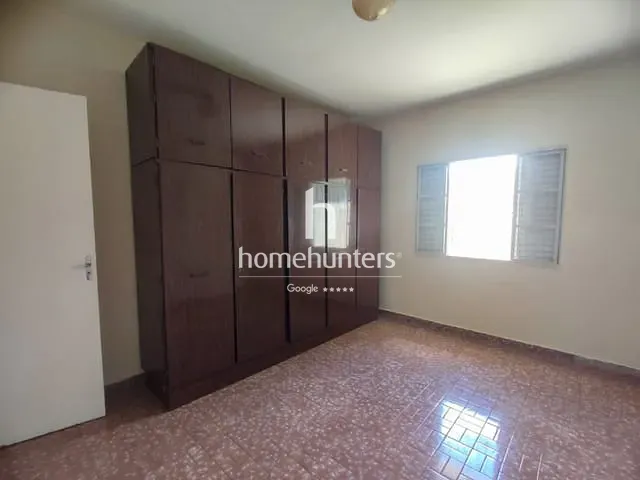 Casa com 150m² 2 quartos e 1 banheiro, para alugar, no bairro Jardim América em Campinas