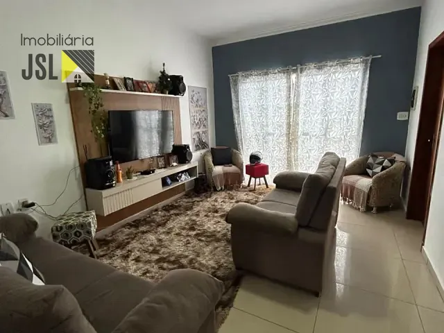 Casa com 175m² 3 quartos e 1 banheiro, à venda, no bairro Loteamento Parque do Museu em Caçapava