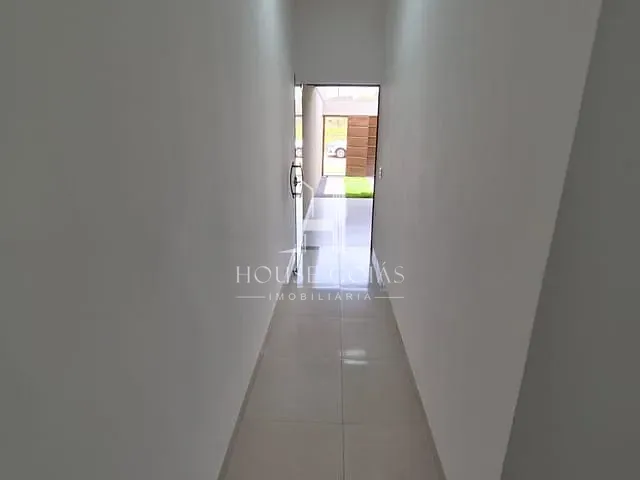 Casa com 100m² 2 quartos e 2 banheiros, à venda, no bairro Residencial Buena Vista III em Goiânia