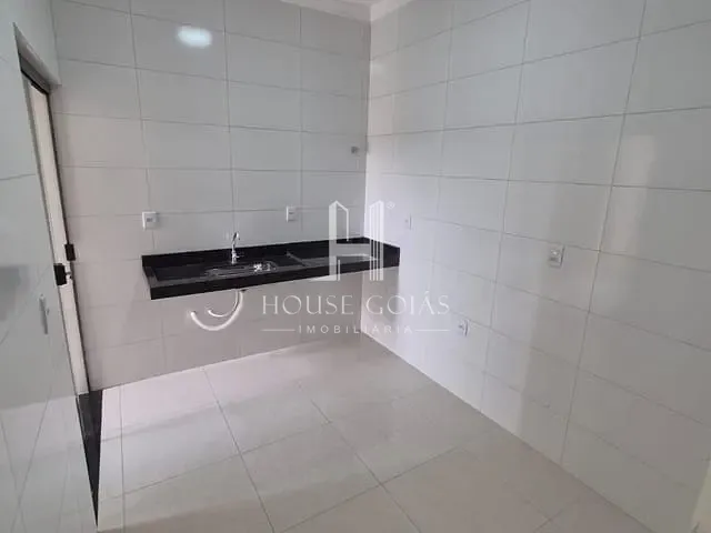 Casa com 100m² 2 quartos e 2 banheiros, à venda, no bairro Residencial Buena Vista III em Goiânia