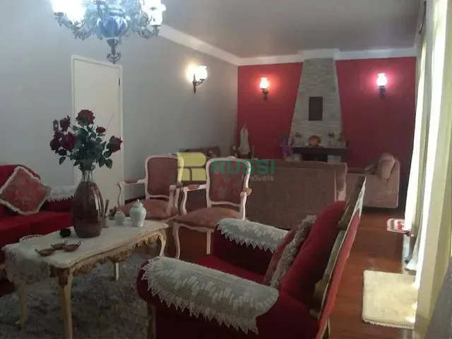 Casa com 450m² 3 quartos e 3 banheiros, à venda, no bairro Jardim Esplanada em São José dos Campos