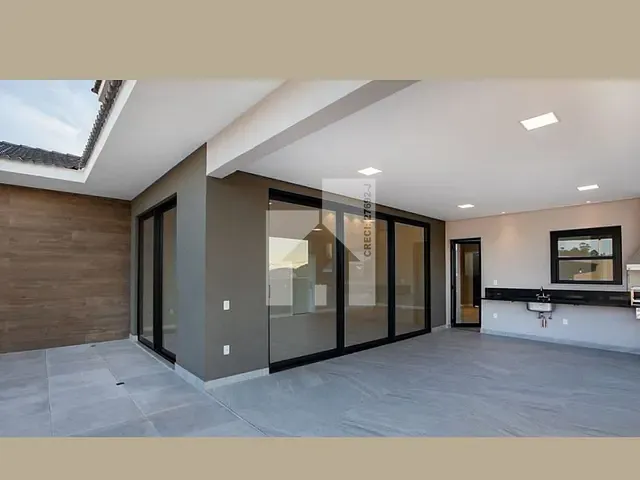 Casa com 817m² 4 quartos e 5 banheiros, à venda, no bairro Medeiros em Jundiaí