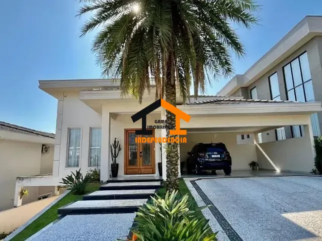 Casa com 626m² 4 quartos e 3 banheiros, à venda, no bairro Parque Rincão em Cotia