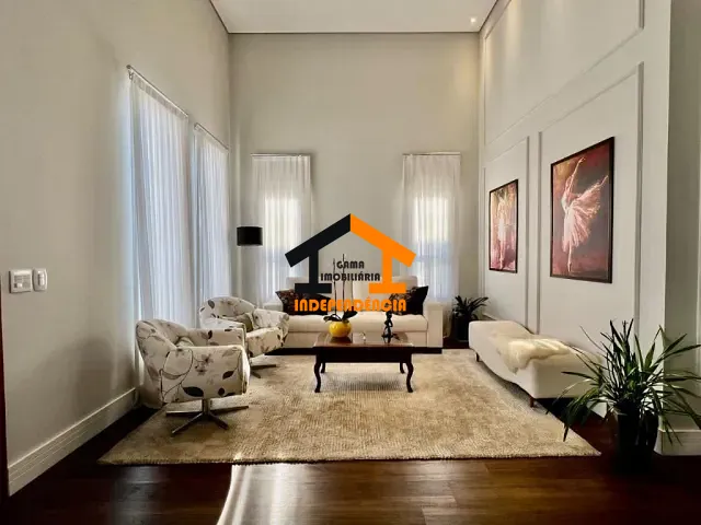 Casa com 626m² 4 quartos e 3 banheiros, à venda, no bairro Parque Rincão em Cotia