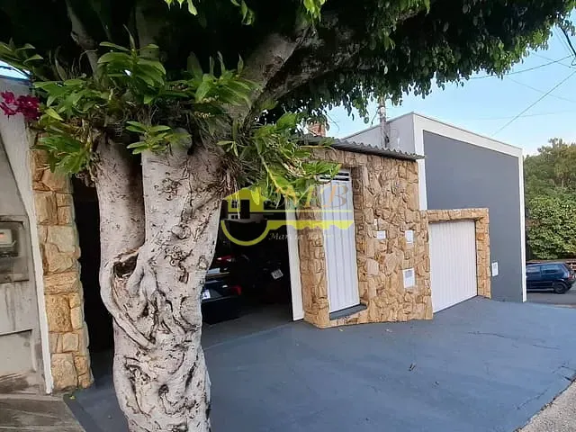 Casa com 300m² 4 quartos e 2 banheiros, à venda, no bairro Parque Jambeiro em Campinas